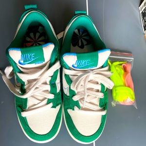 Women’s Nike Dunk Low Disrupt 2.   Size 7.5